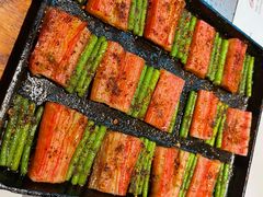 烤蟹柳蒜苗-一棠龙虾•王牌虾球(恒隆广场店)