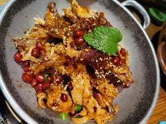 手撕扁担鸡-吃饭皇帝大土家民族菜(正大广场店)