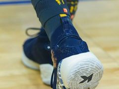 -安踏(新朝阳购物中心店)