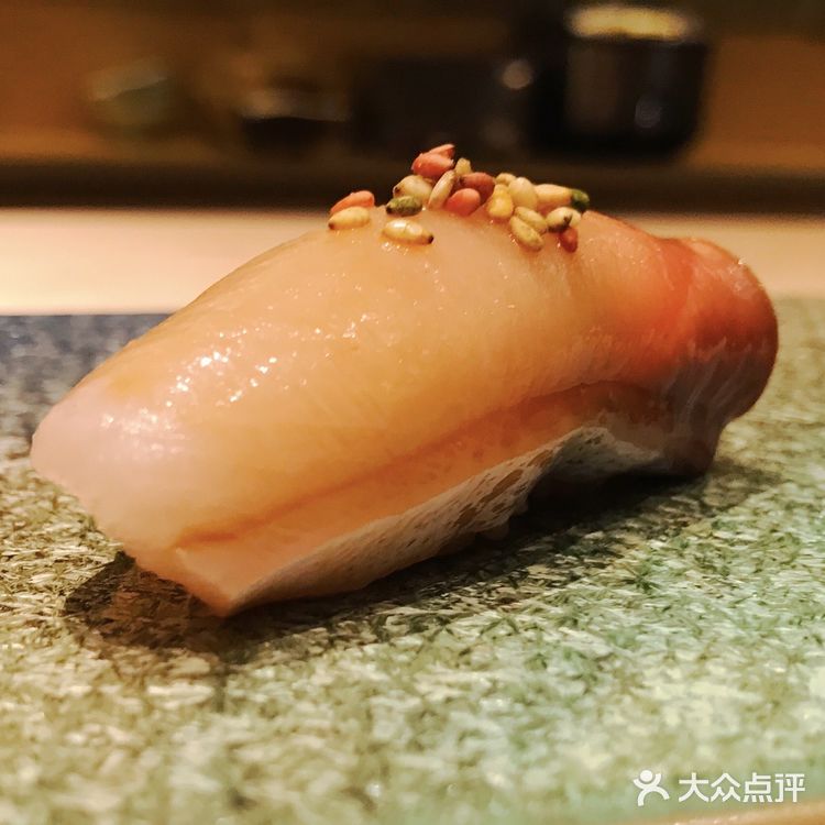 说到平价寿司，怎么能遗漏鮨金兰呢？