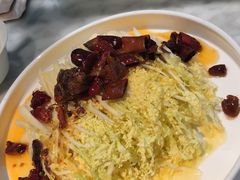 酸辣娃娃菜-雀蓝川菜(奥体广场店)