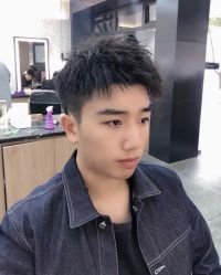-朗峰专业美发沙龙