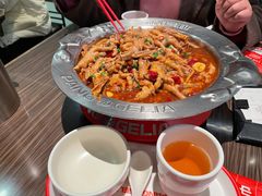 鸡爪煲-胖哥俩肉蟹煲(湖滨银泰in77店)