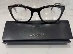 -YI OPTICAL 奕镜·蔡司战略合作店(长宁来福士店)