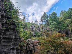 -梭布垭石林景区