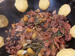 -万里闯关东铁锅炖菜馆(高新旗舰店)