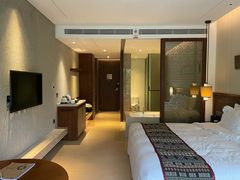 -西双版纳融创皇冠假日度假酒店