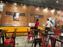 大堂-老啪叽串炒饭(铁百店)