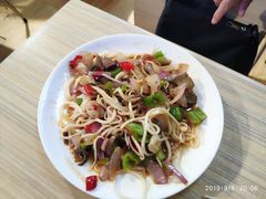 -伊犁羊杂馆