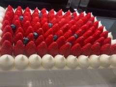 -花花卷卷·鲜食蛋糕(泉屋店)