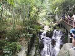 -藏龙百瀑风景区