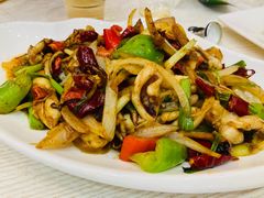 -覃记海鲜美食餐厅