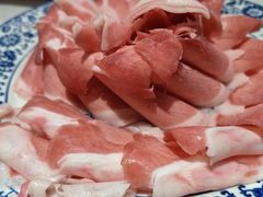 锡盟羔羊卷-一只羊·铜锅涮羊肉烧烤