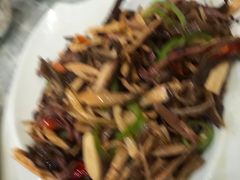 -小厨子私房菜·云南美食店