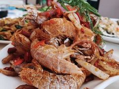 -覃记海鲜美食餐厅