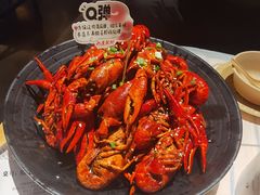 -巴厘龙虾·榜首油焖大虾(音乐学院·沿江酒馆店)