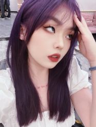 点击看大图 -V8潮牌·接发烫染连锁