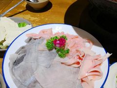 -白乐天毛肚火锅馆(解放碑店)