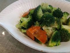 -鲜榨果汁·啤酒鱼(环岛河店)