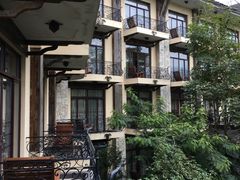 -森波拉火山温泉