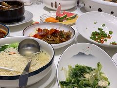 -沪华海鲜大酒楼(南汇店)