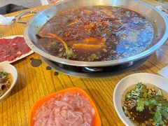 -毛毛老火锅(八年观音桥店)