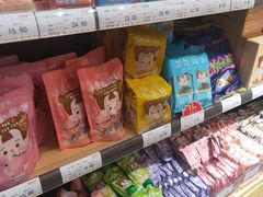 -良品铺子(白云新世界店)