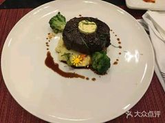 -WOLFGANG PUCK KITCHEN & BAR(迪士尼小镇店)