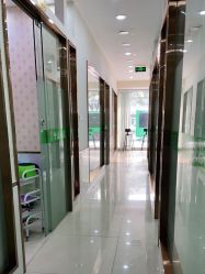 -苗医生专业祛痘·皮肤管理