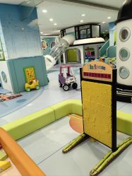 -孩子王童乐园(唐山万达广场店)