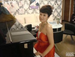 -飞鱼婚纱摄影(宏福大厦店)