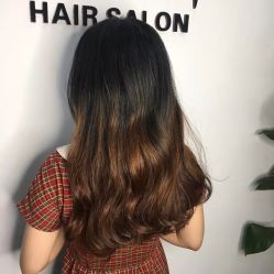 -V8潮牌·接发烫染连锁