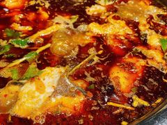 -肖肖酸萝卜鱼火锅(总店)