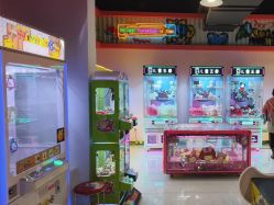 -万升儿童王国(万辉店)