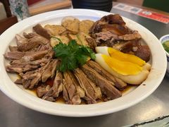 -潮界(LU·ONE凯德晶萃广场店)