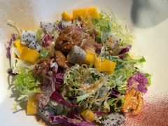牛油果蔬菜沙拉-湘满甲·黄焖甲鱼创始者·湘菜·鲁菜(潘家园店)