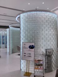 -Meng Lang 梦郎白金店