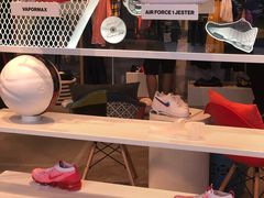 -NIKE KICKS LOUNGE体验店(北京新中关店)