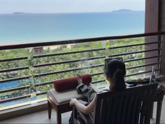 -三亚湾海居铂尔曼度假酒店