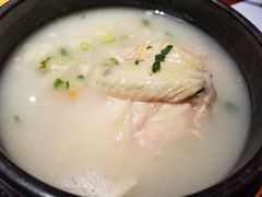 -鑫日千里马朝鲜族小馆(总店)