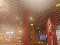 -老牌坊云南鱼豆花火锅(爱建店)