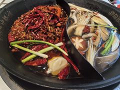-贰回巷火锅馆(钟楼店)