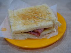 煙肉三文治-喜莲咖啡