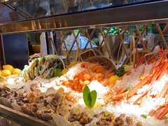 -松山湖凯悦酒店·Café自助餐厅·周末火舞秀表演