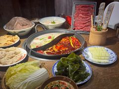 牛肉丸鸳鸯锅-萍姐火锅·公路夜市(打浦桥日月光店)