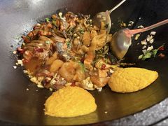 四季得莫利炖鱼-江湖水乡铁锅炖魚(周庄嘉园店)