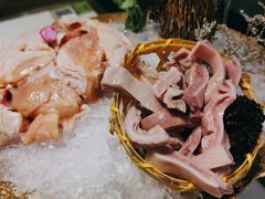 -洪氏嗨捞·猪肚鸡火锅(阳光天地店)