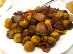草菇炒牛肉-文记壹心鸡(宝华路店)