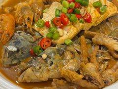 -新天明砂锅鱼头煲