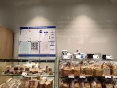面包甜点陈列柜-巴黎贝甜(武夷花园店)